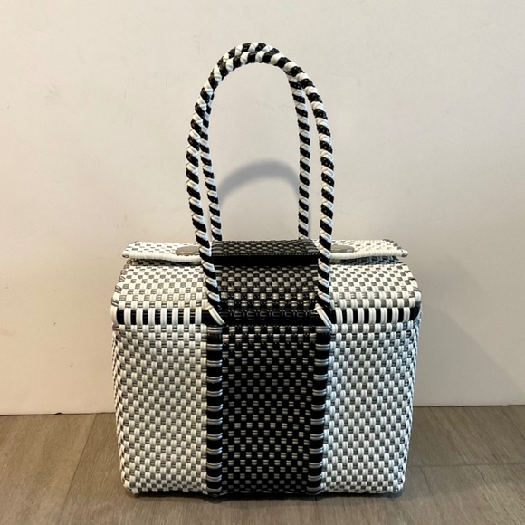 Handbags - HANDWOVEN Tote Bag Black White